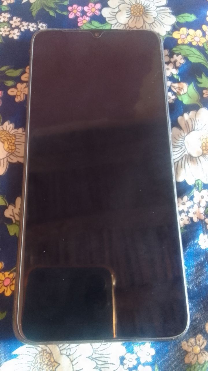 Telefon sotiladi Samsung A02