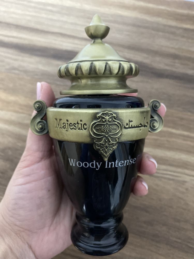 Majestic Woody Intense, marca Arabian Oud, Apa de parfum, 98/100 ml