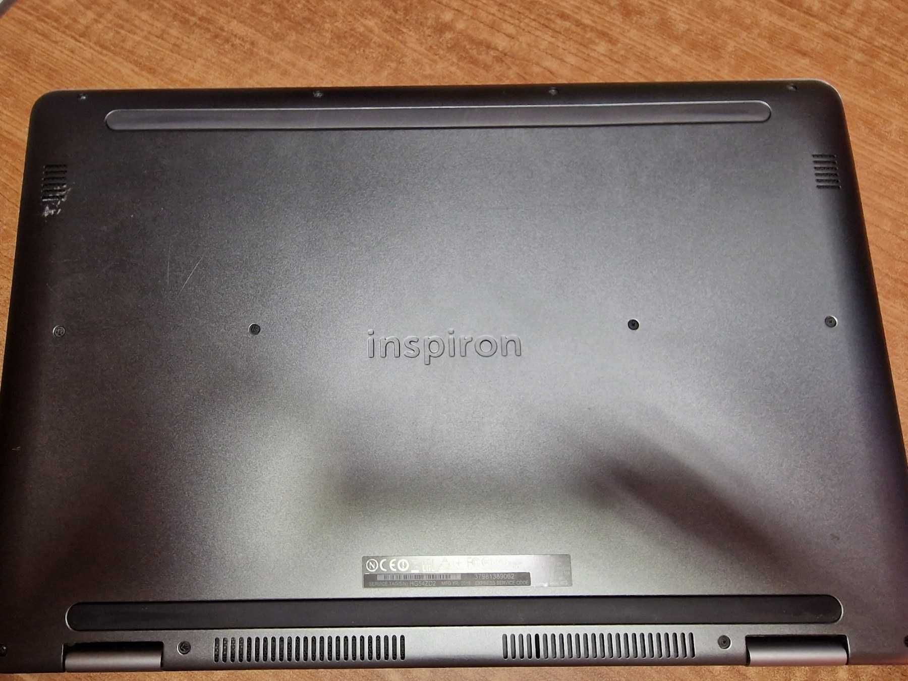 Лаптоп DELL inspirion 17 7779