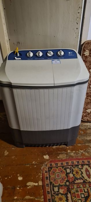 Стиральная машина LG полуавтомат на 4кг. Б/У