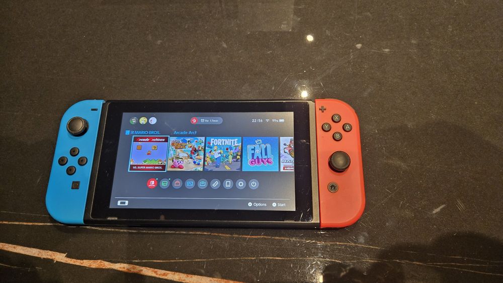 Nintendo Switch cu garanție