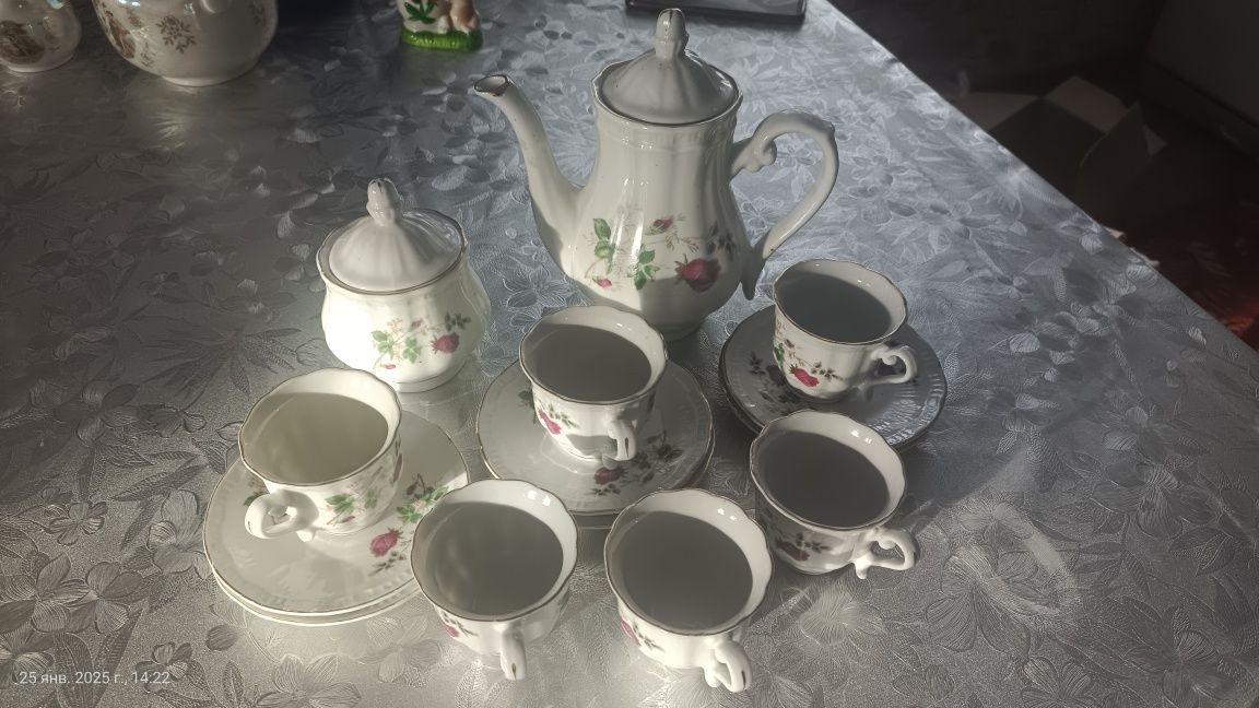 Продам Кофейный сервиз
