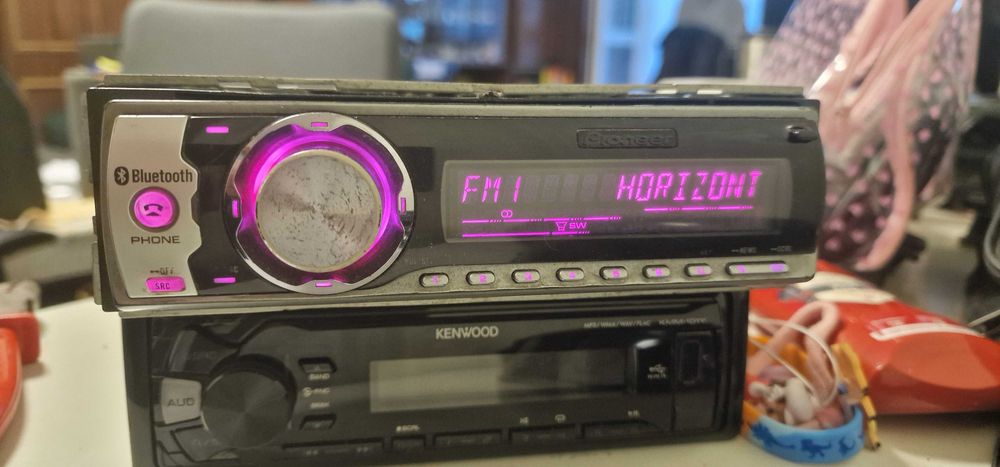 продавам Pioneer DEH-P65BT, Bluetooth, AUX, MP3 CD, авто радио