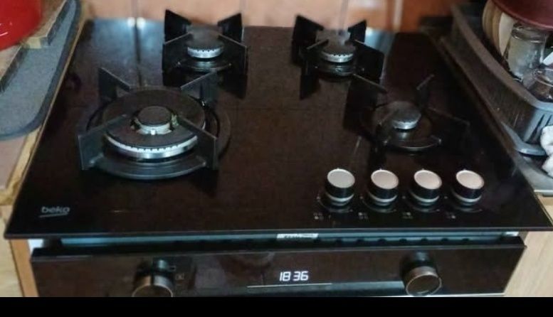 Vând plită pe gaz(butelie)