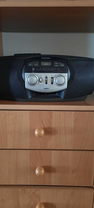 Продам магнитолу самсунг, оригинал