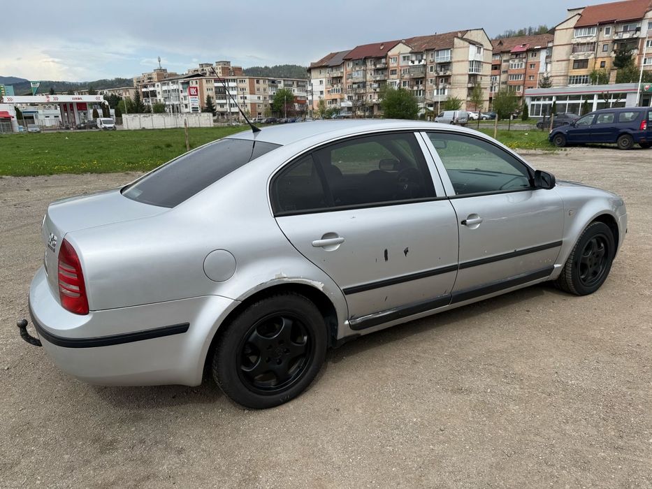 Skoda Superb AVF URGENT