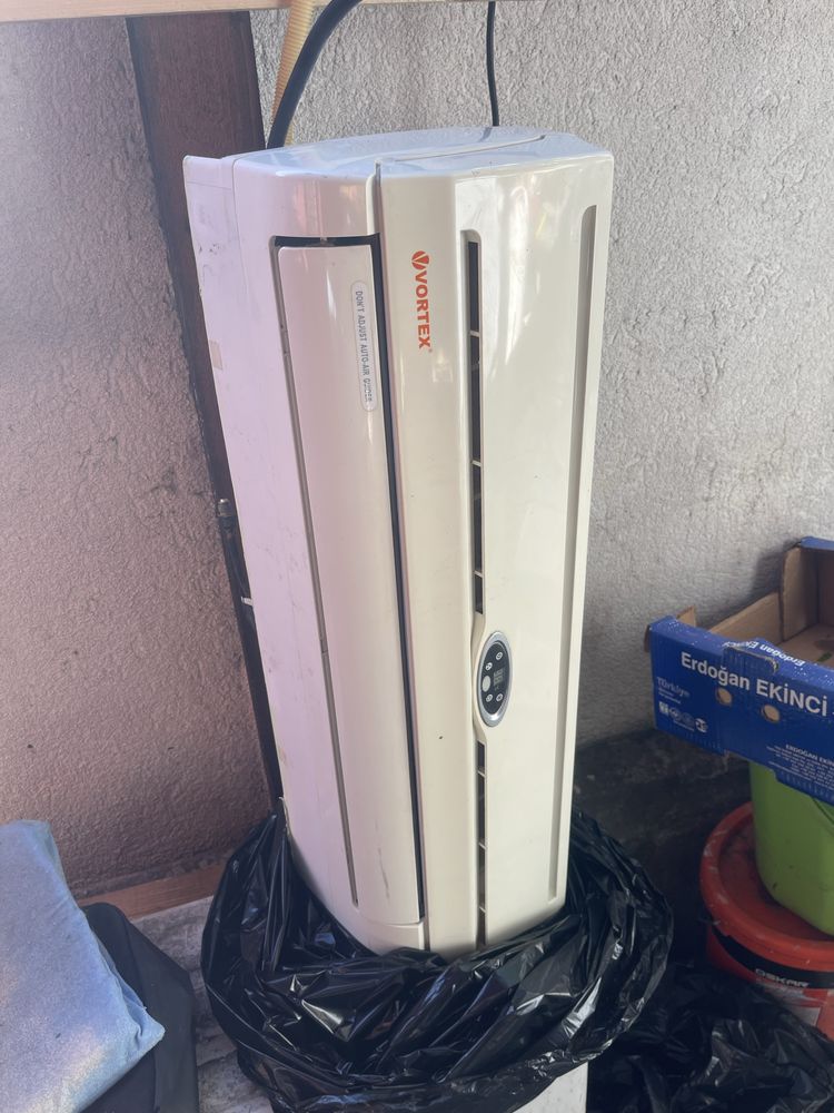Aere conditonate 9000btu 12000btu