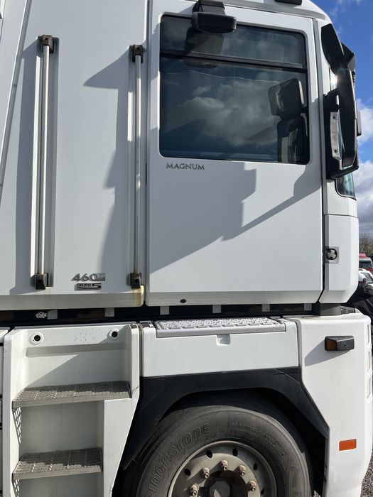 Renault Magnum 460DXI