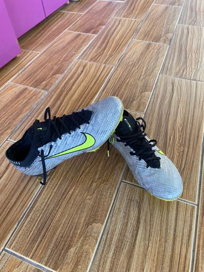 Ghete nike mercurial