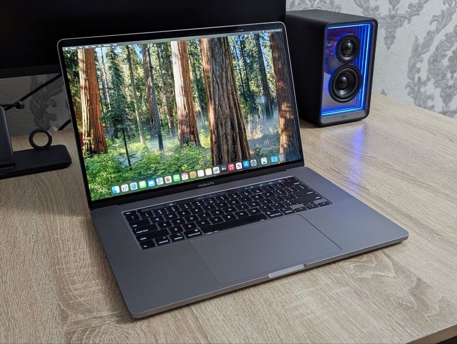 Apple Macbook Pro 15' Touchbar i9 9th 32GB/1TB