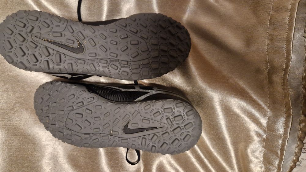 Ghete fotbal Nike