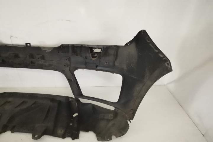 Предна броня Оригинална със сензори и миещи устройства в добро състоян