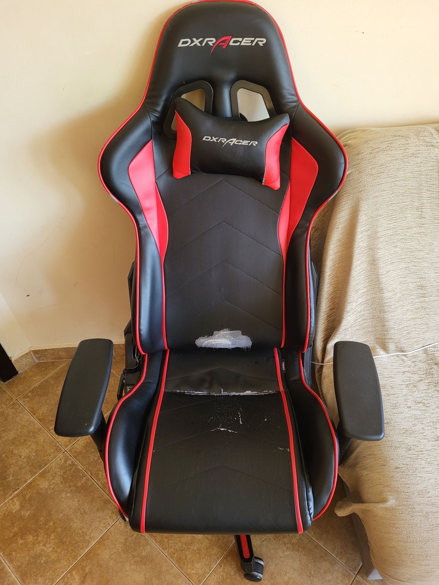 Геймърски стол DxRacer