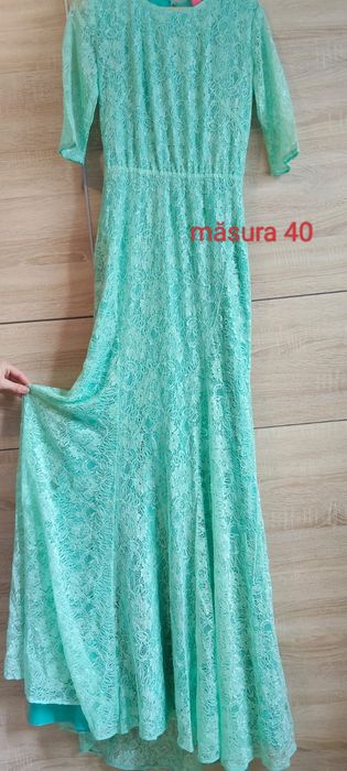 Vând rochie stil sirenă