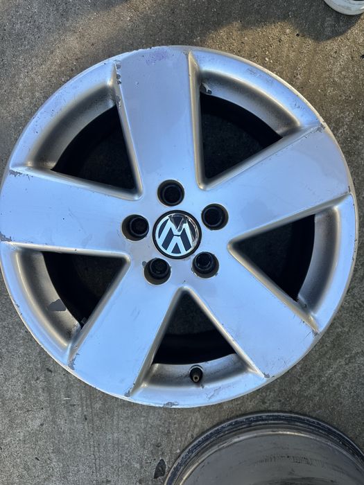 Jante voskwagen pe 16