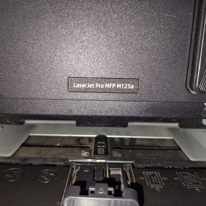 Vand imprimanta hp laser jet pro MFP M125a