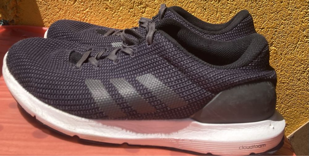 Маратонки Adidas 40,2/3