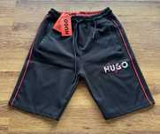 Мъжки,памучни,черни къси панталонки Hugo BOSS с бродирано лого