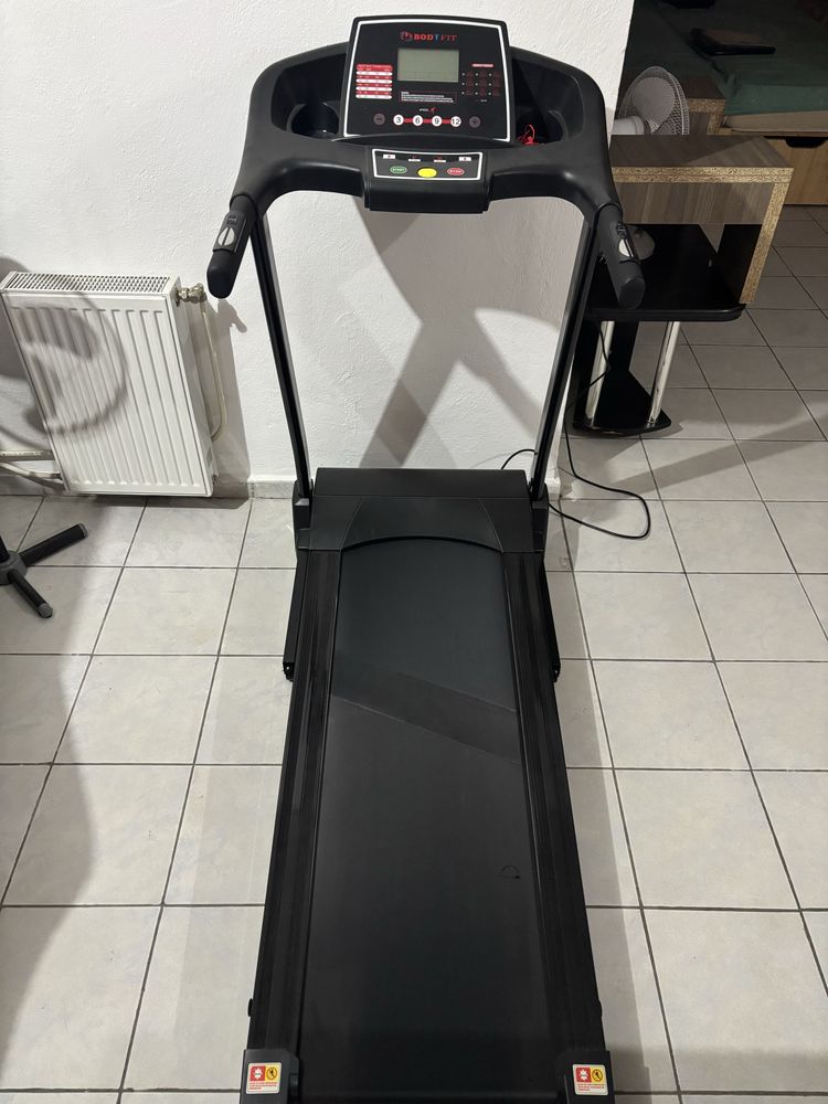 Bandă de alergat Bodifit f5000