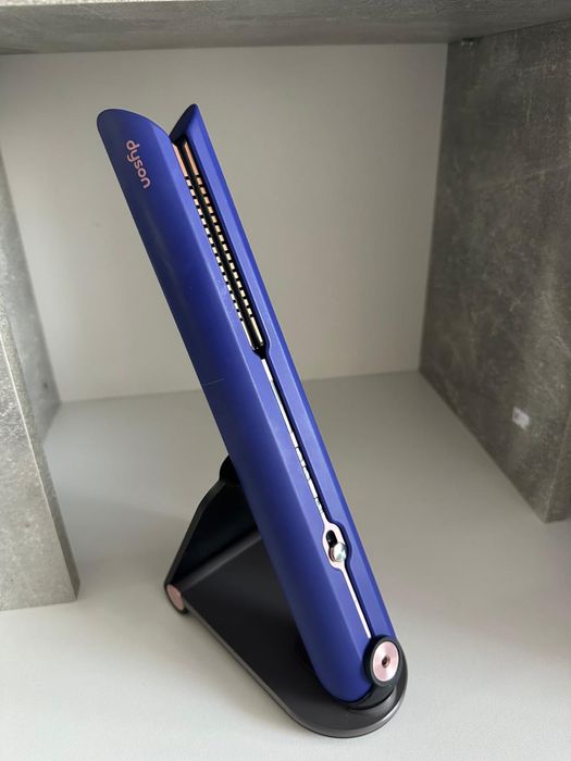 Продам утюжок Dyson