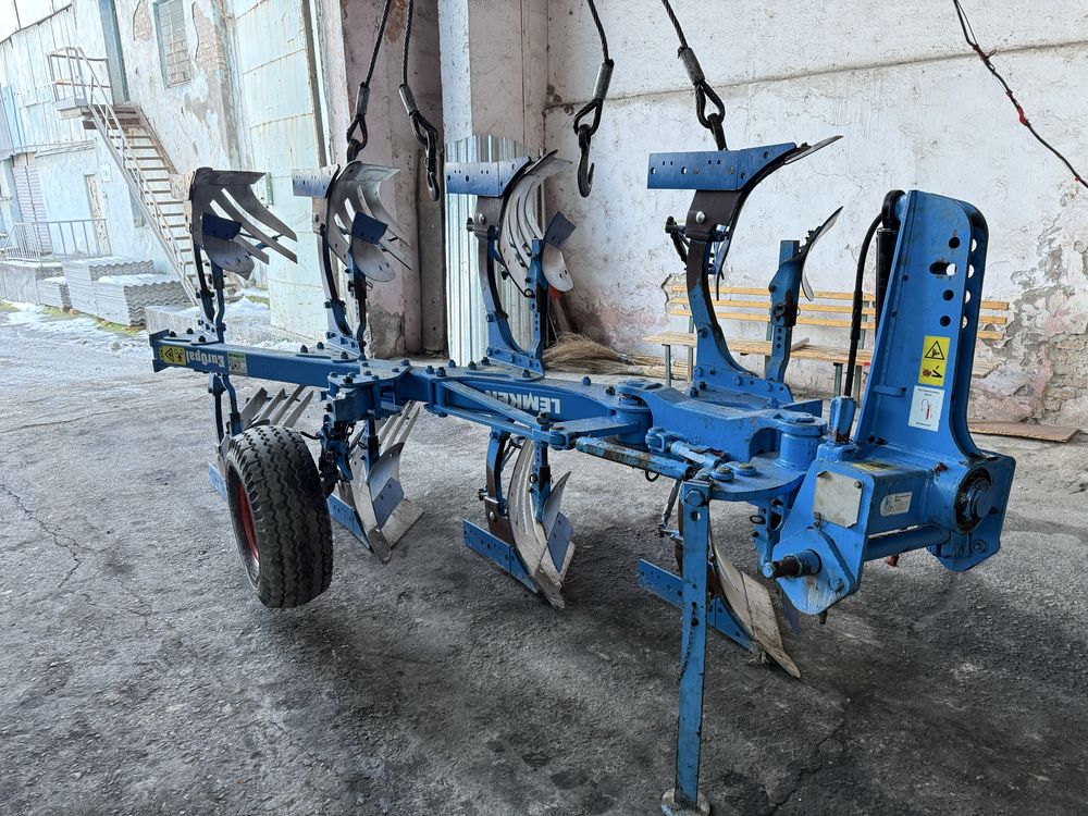 Lemken EurOpal 7 Claas arion 630 Case 155 puma