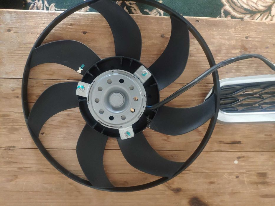 Spark ehtiyot qisimlari sotiladi