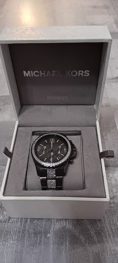Ceas de mana Michael Kors Everest MK6974