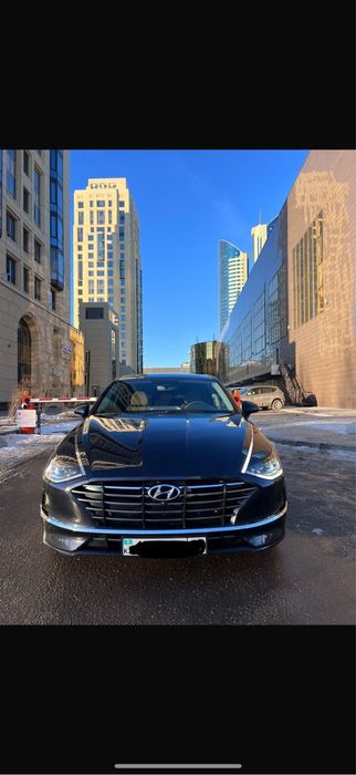 Арендуем машины с выкупом. Hyundai Sonata и Elantra..