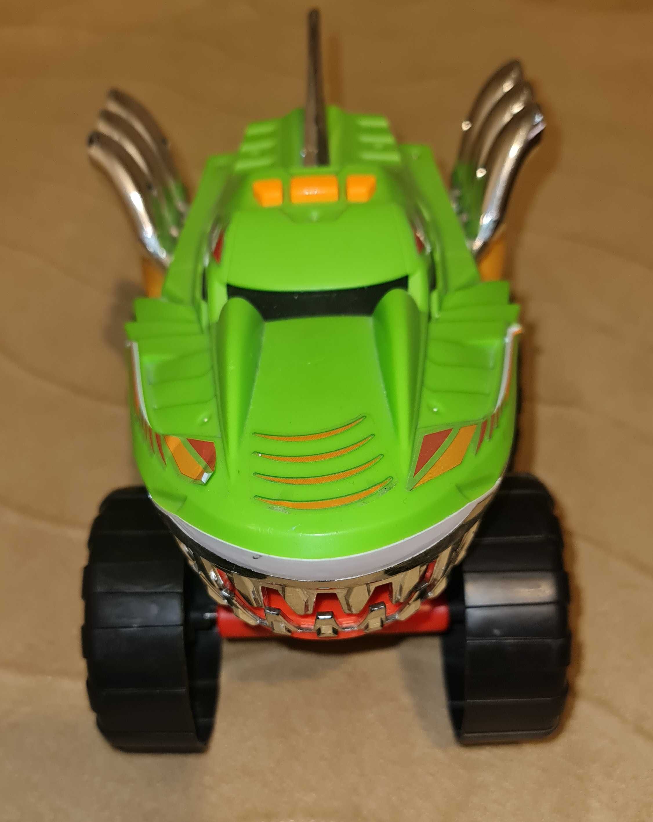 Кола със светлини и звуци Monster Shark,