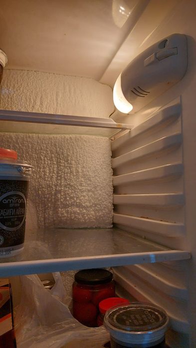 Холодильник мороз