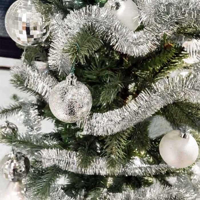 Коледна декоративна гирлянда 2 м, сребриста