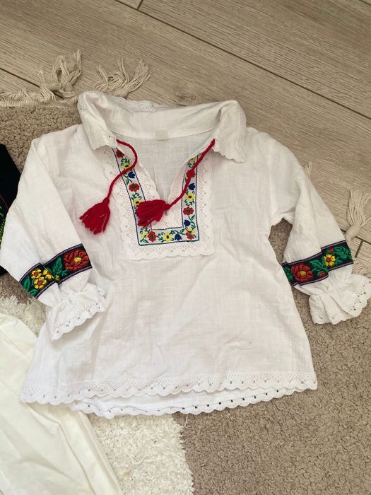 Costumaș tradițional 3-8 luni