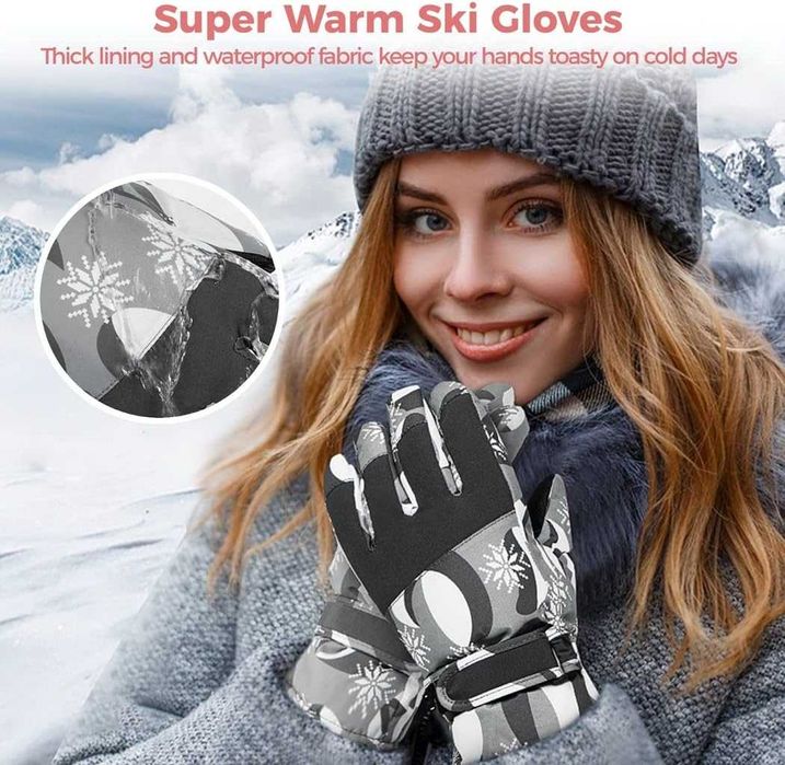 set de mănuși impermeabile și șosete de schi