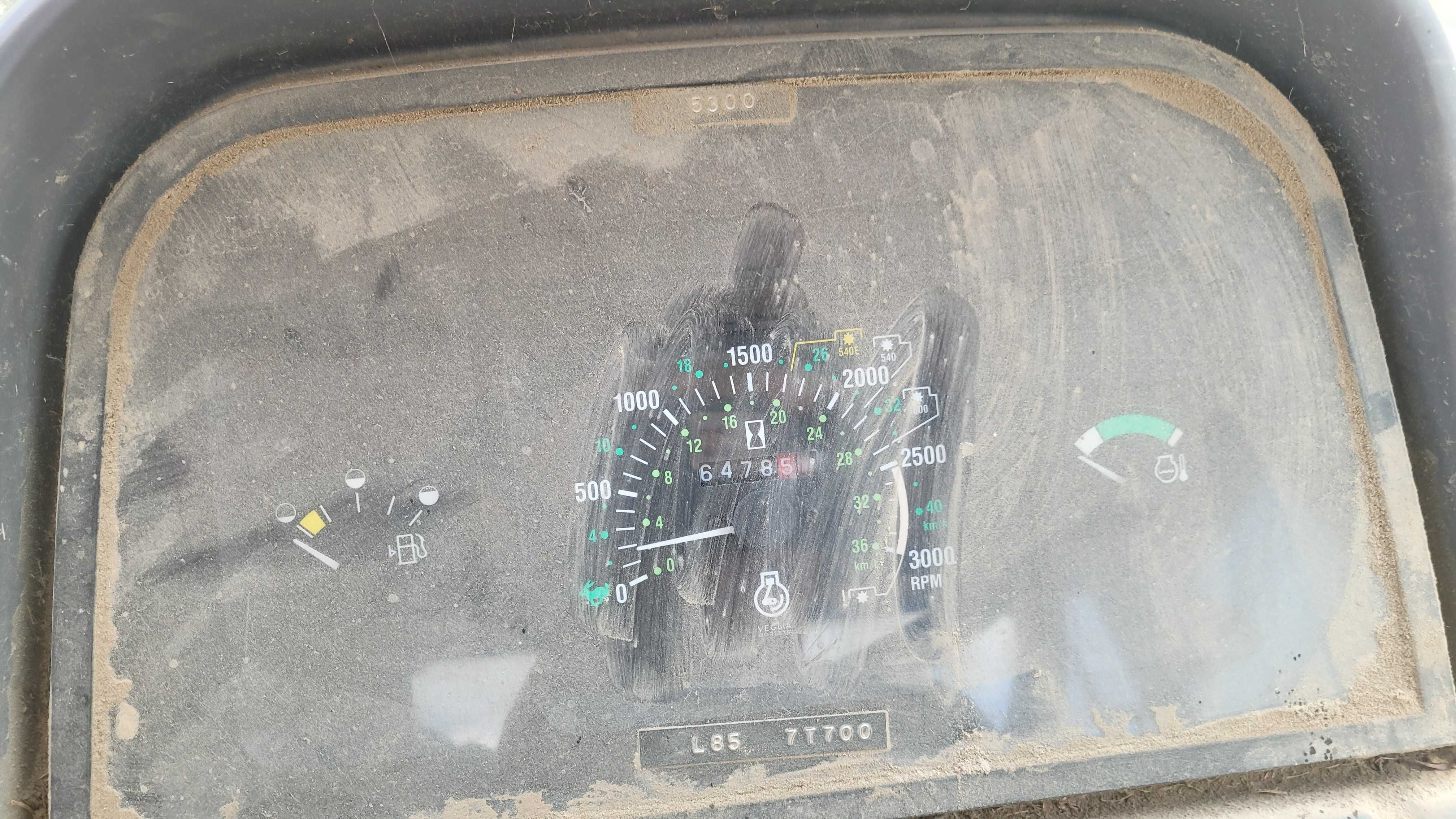 Tractor FIAT NEW HOLLAND L85, an 1998, 85 cai, 6880 ore