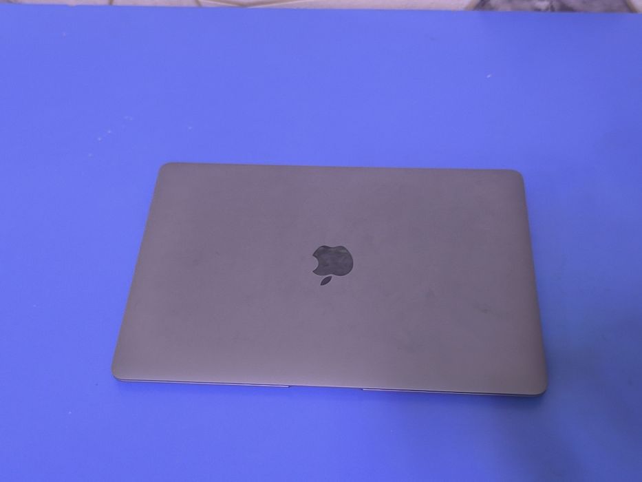 Macbook air m1 mokriy