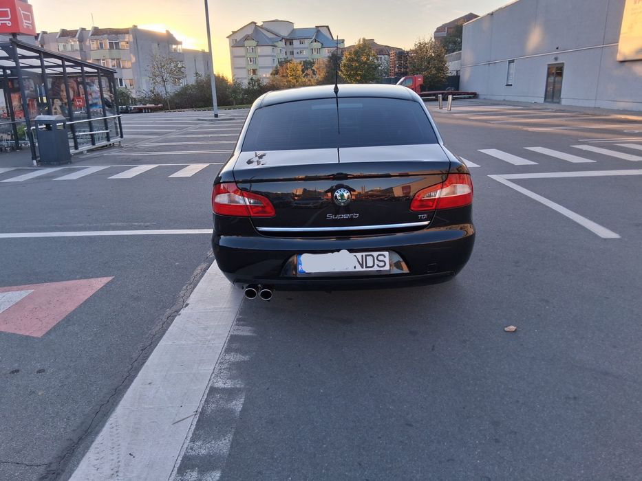 Vand Skoda Superb 2.0 diesel an fab 2010