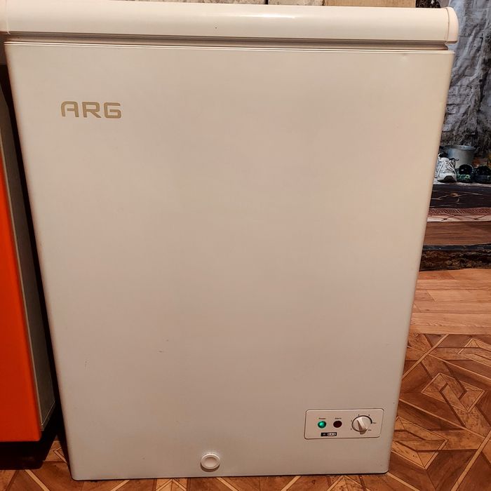 Продам морозильную камеру