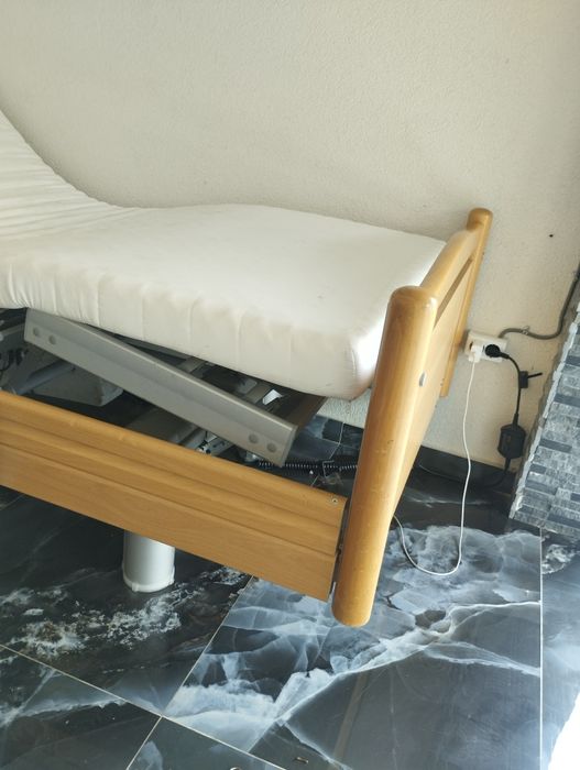 pat electri medical și carucior dezabilitati