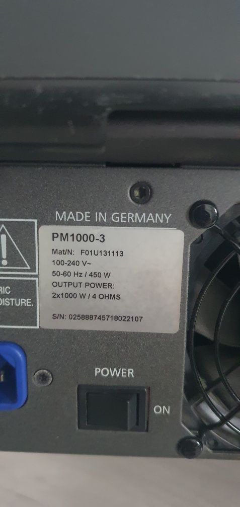 Vând dynacord power matte 1000-3