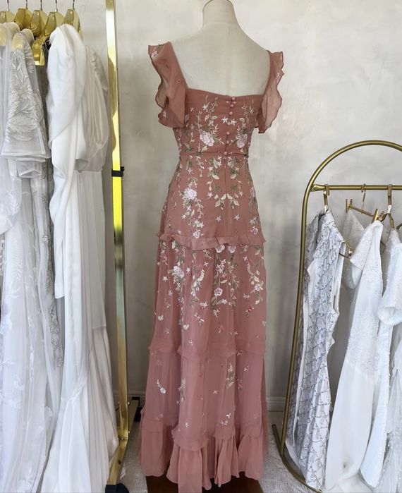 Rochie asos superba, broderie si aplicatii