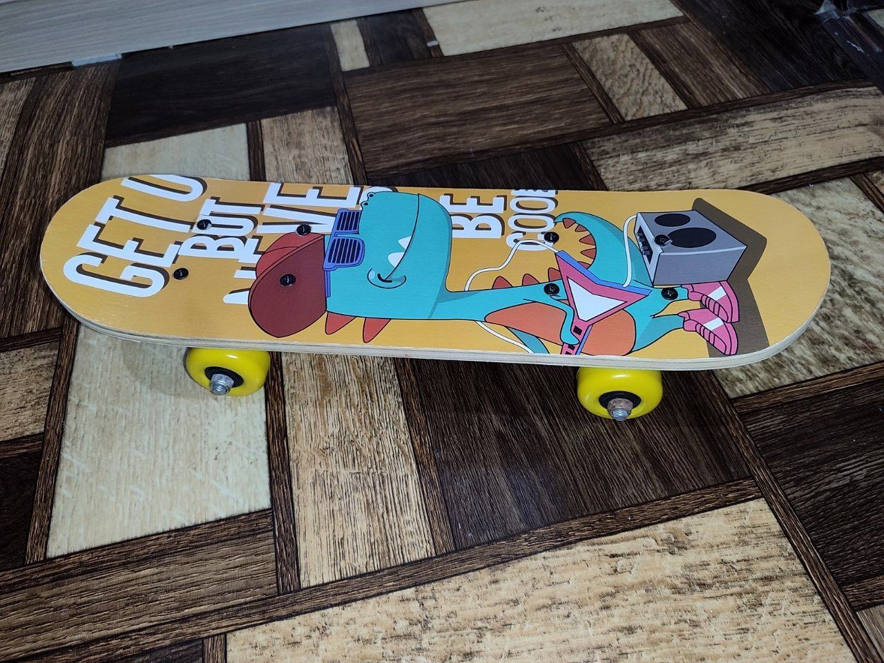Скейт новый для маленьких детей