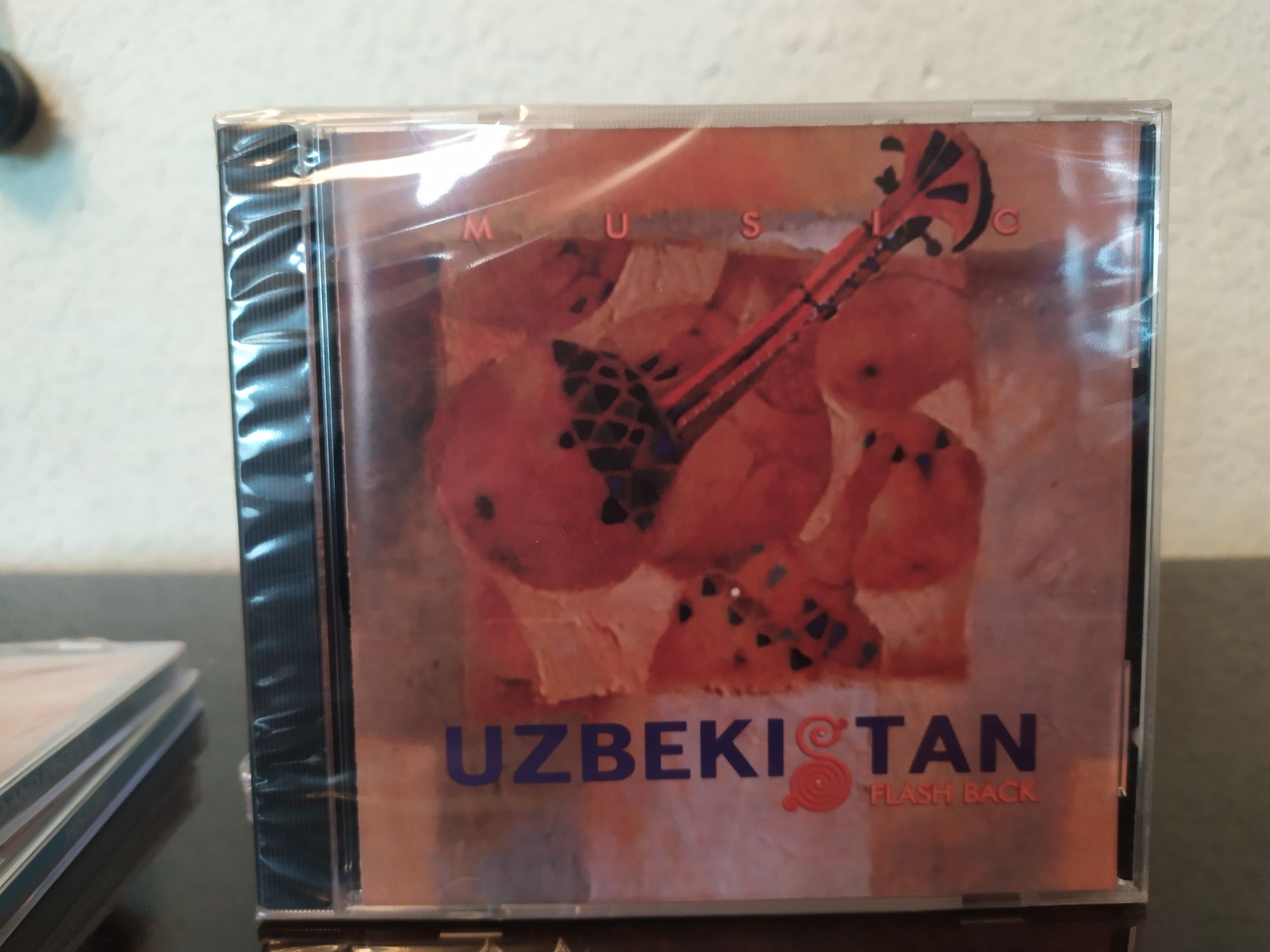 CD-ROM диски "UZBEKISTAN flash back"