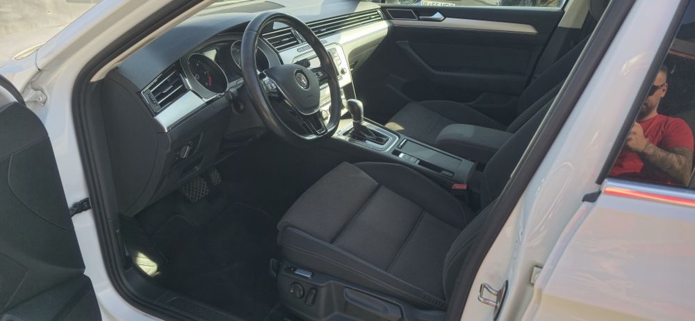 Vw Passat B8 2.0 diesel 150cp DSG Matrix Distronic 2015/06 186.000 km