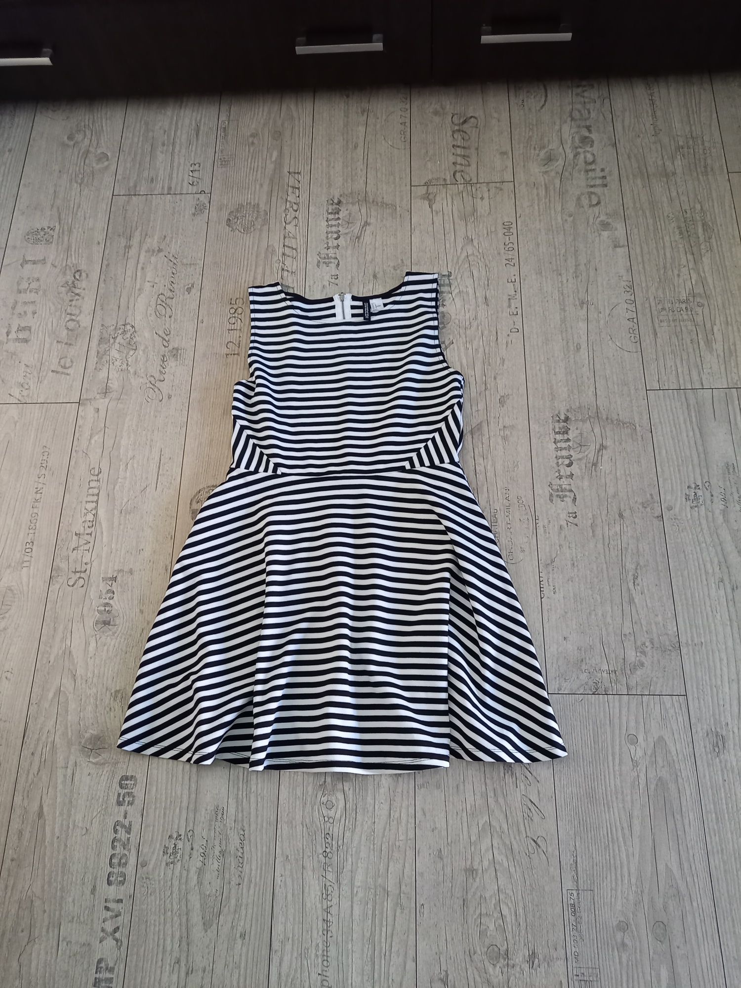 Рокля h&m размер 44