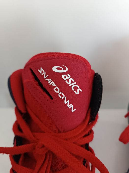 Обувки за борба борцовки на Asics