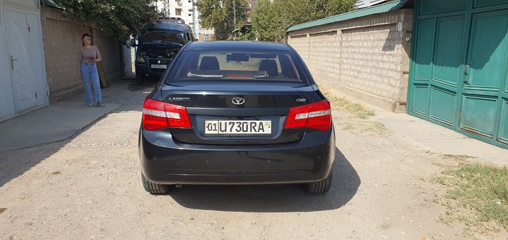 Продаю CHEVROLET CRUZE 1.6 Full позиция