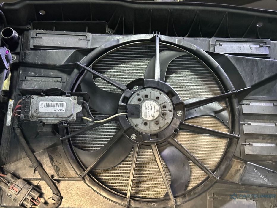 Ventilator electric radiator VOLKSWAGEN GOLF VI 5K1_ 2008 - 2012 TDi BlueMotion CAYC 1K0121203AN / 1K0121205AF