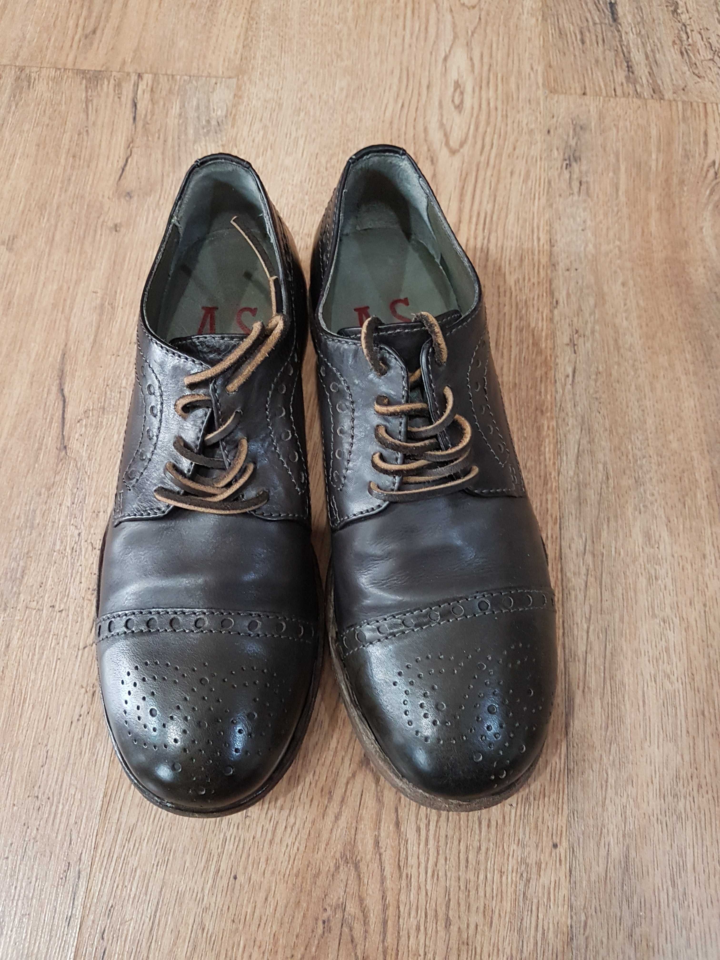 Pantofi barbat noi handmade piele naturala comozi marime 40