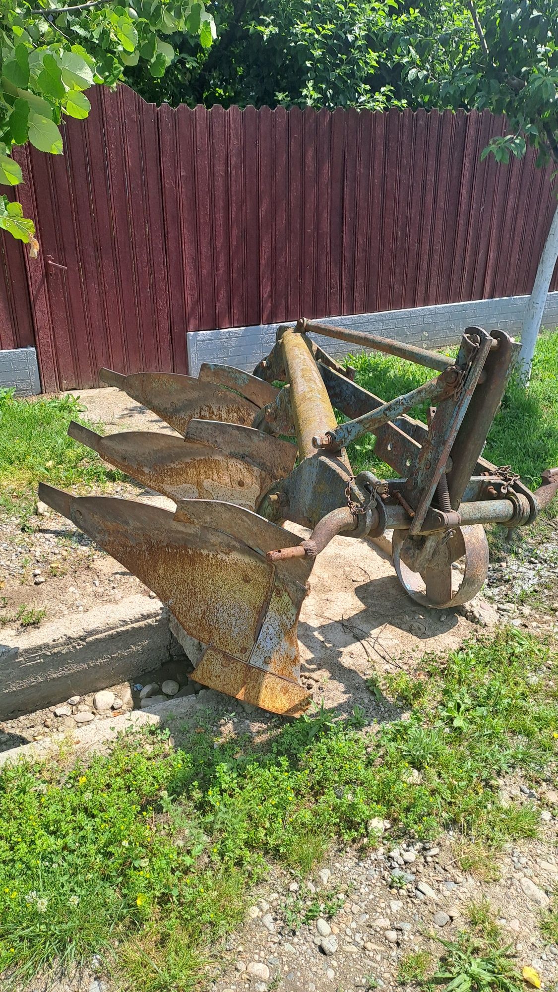 Tractor u650 + Disc + Plug