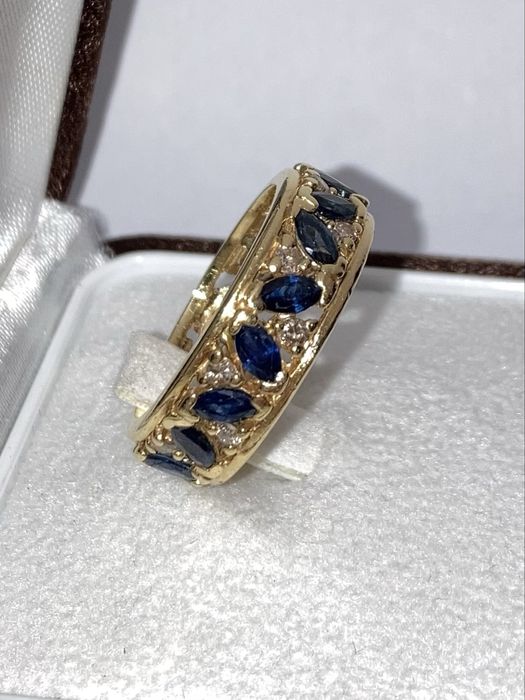 Inel aur 18kt.cu safire si diamante